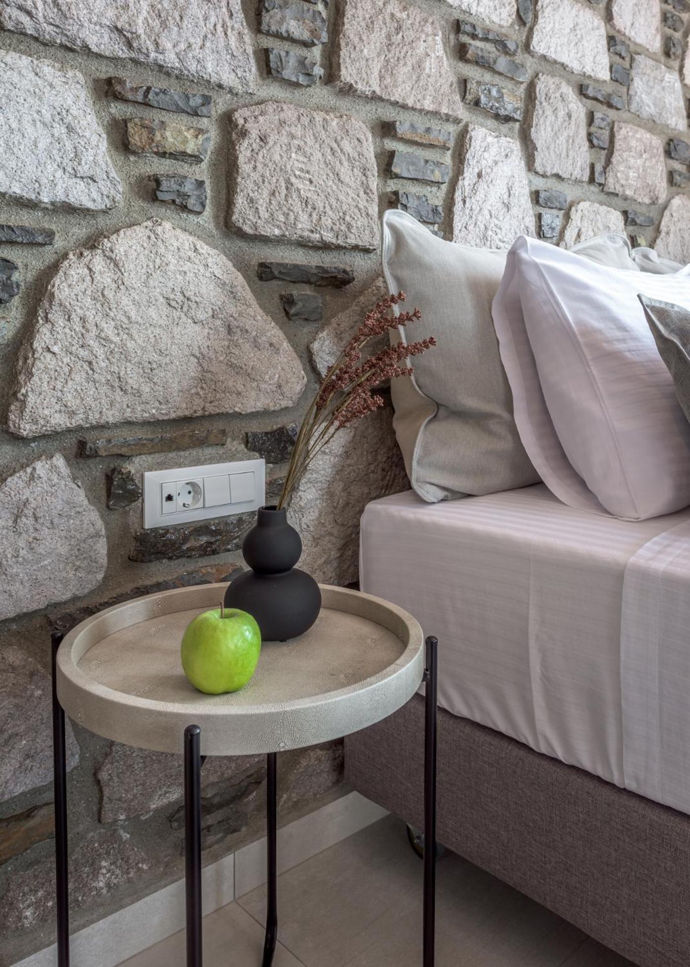 Thea Sunset Apartment Mytakas